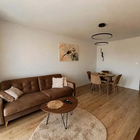 Apartment Mlynska *